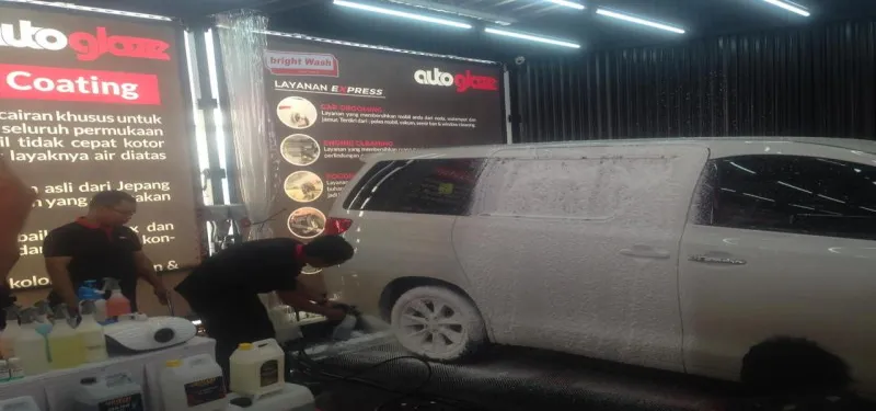 Here is the 9 Advantages of Autoglaze Car Wash Service at Pertamina Gas Station
