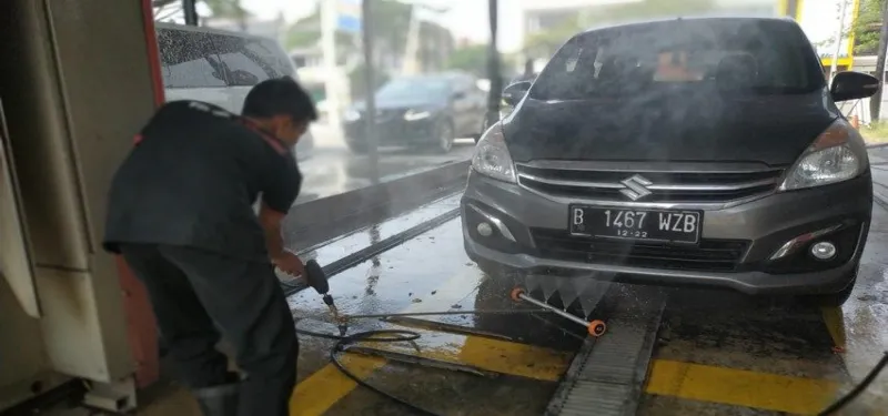 Autoglaze Buka Outlet Baru Perawatan Mobil Super Lengkap