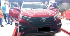 Berita Mobil Tetap Cantik Sambil Jalanjalan di Mall