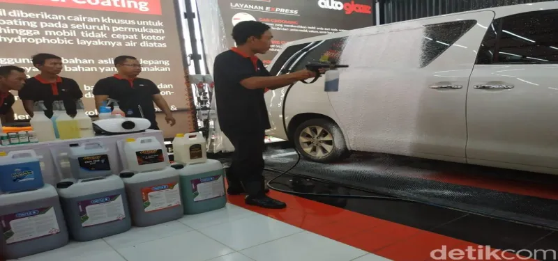 Tips Mencuci yang Benar Agar Tidak Meninggalkan Goresan di Bodi Mobil