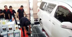 Berita Autoglaze hadirkan layanan cuci mobil touchless di SPBU Pertamina