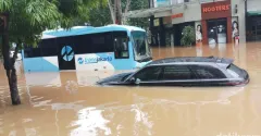 News Repair Car Striped Paint Due to Floods Prepare Rp 15 Million
