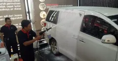 Berita Pertamina Fasilitasi Pencucian Mobil Kilat di SPBU