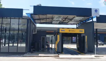 Tangerang font size2AUTOGLAZE EXPRESS IDD PIK 2font ~dl/2025/12/17/whatsapp image 2025 09 12 at 10 50 25 1